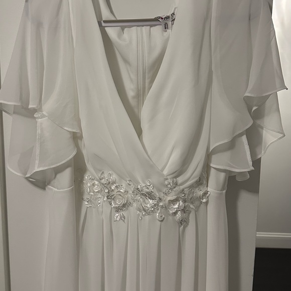 Ever Pretty White Embellished Gown - Picture 1 of 11